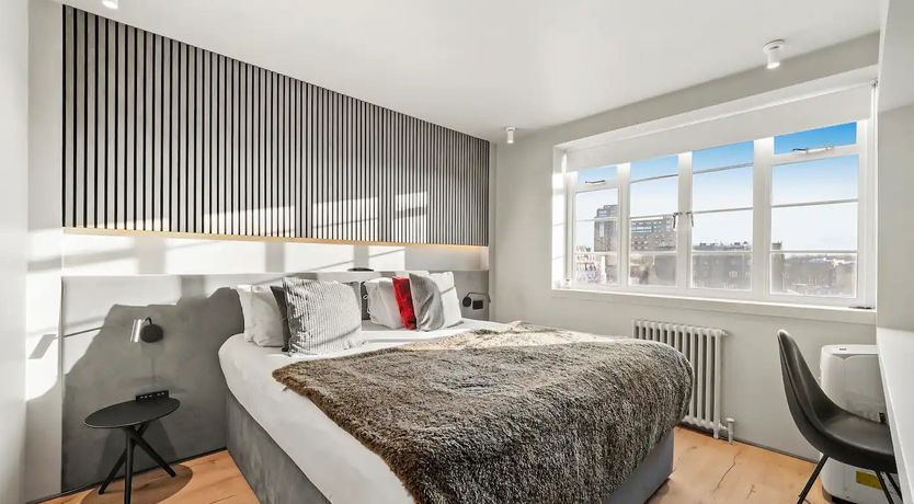 Photo of A Kensington Point of View