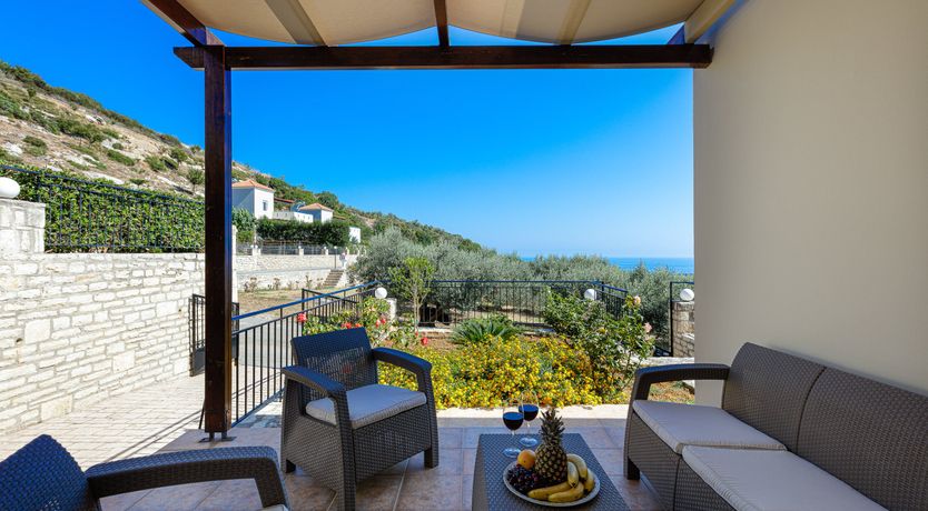 Photo of Hills & Harbour