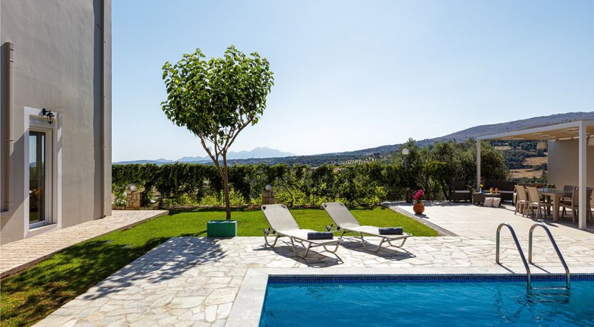 Photo of Hills & Harbour