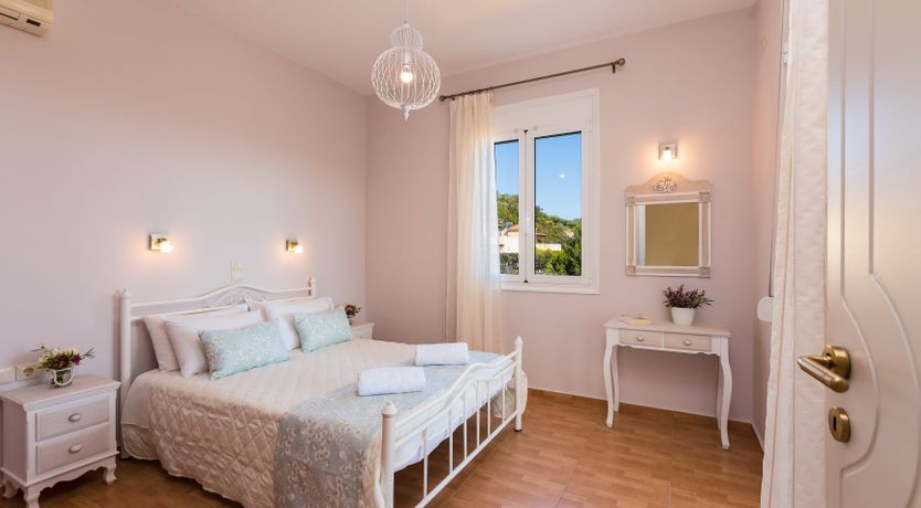 Photo of Hills & Harbour