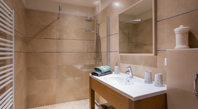 Photo of Comte de Montagny