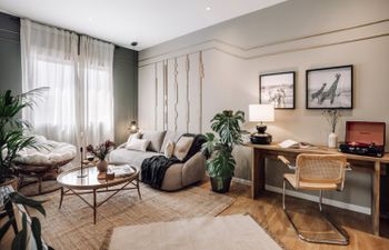 City Botanicals Apartment