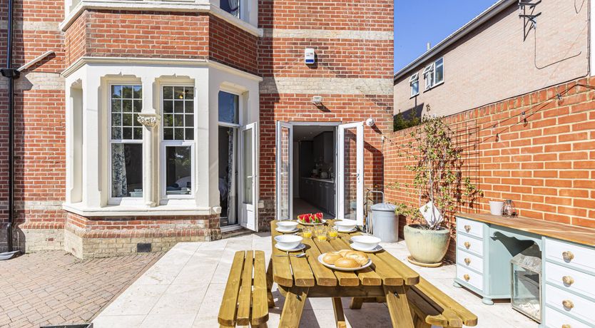 Photo of Escape To The Sands