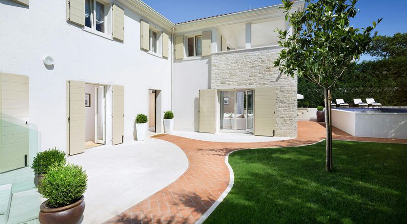 Photo of The Anemone Garden