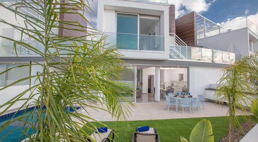 Photo of White Fig Bay