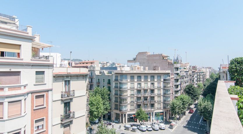 Photo of La Vida Llega