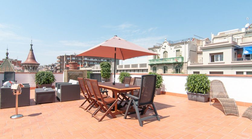 Photo of La Vida Llega