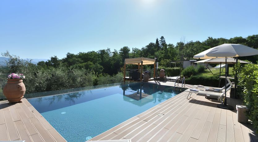 Photo of The Tuscany Groove