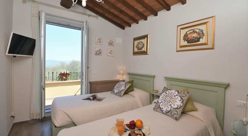 Photo of The Tuscany Groove