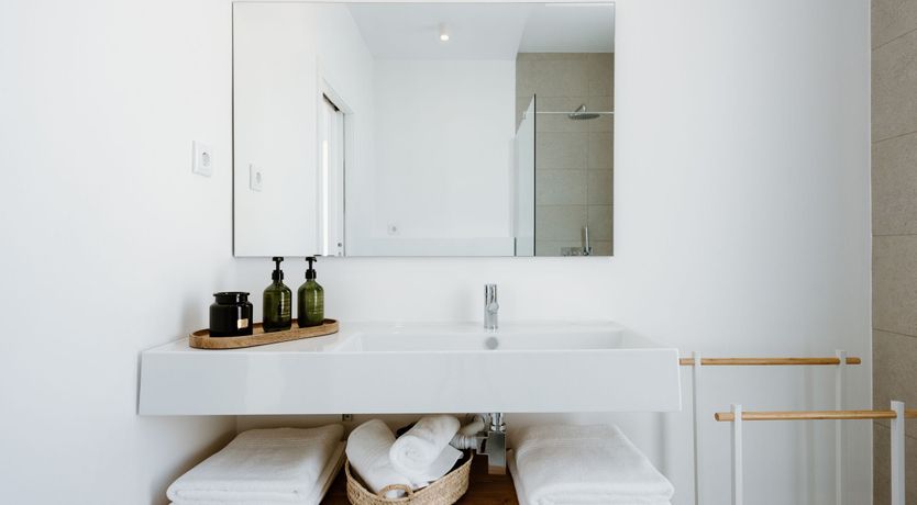 Photo of Yellow Glaze