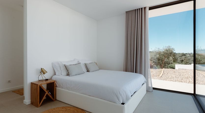 Photo of Yellow Glaze