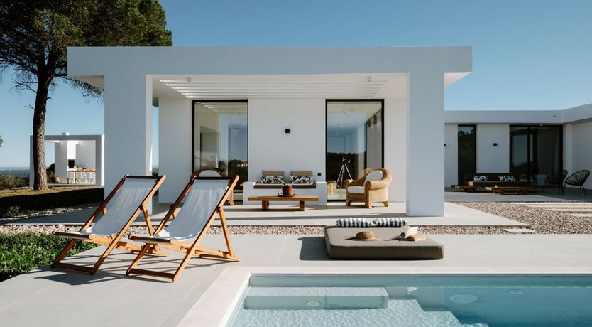 Photo of Yellow Glaze