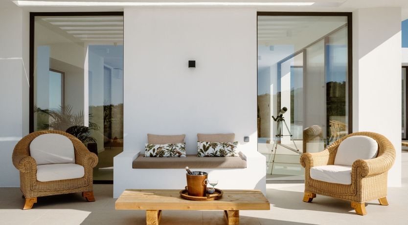 Photo of Yellow Glaze