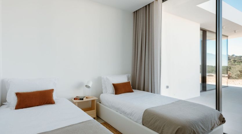 Photo of Yellow Glaze