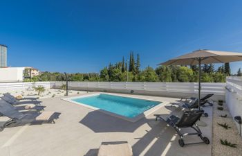 A Medley of Sunshine Holiday Home