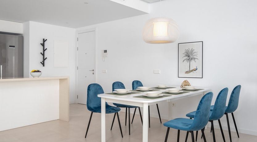 Photo of The Sun and the Hills