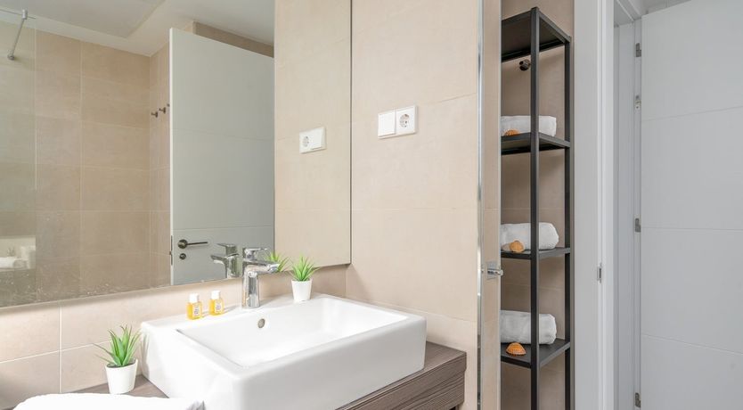 Photo of The Sun and the Hills