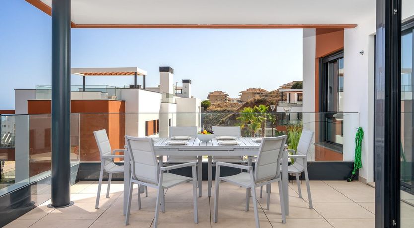 Photo of The Sun and the Hills