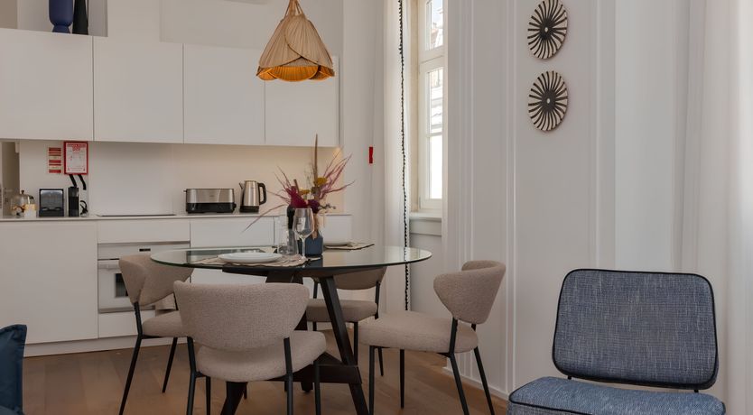 Photo of The Lisbon Rose