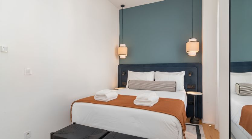 Photo of The Lisbon Rose