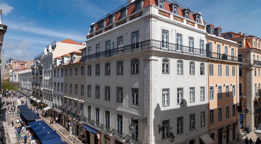 Photo of The Lisbon Rose