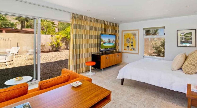 Photo of Retro Sunburst