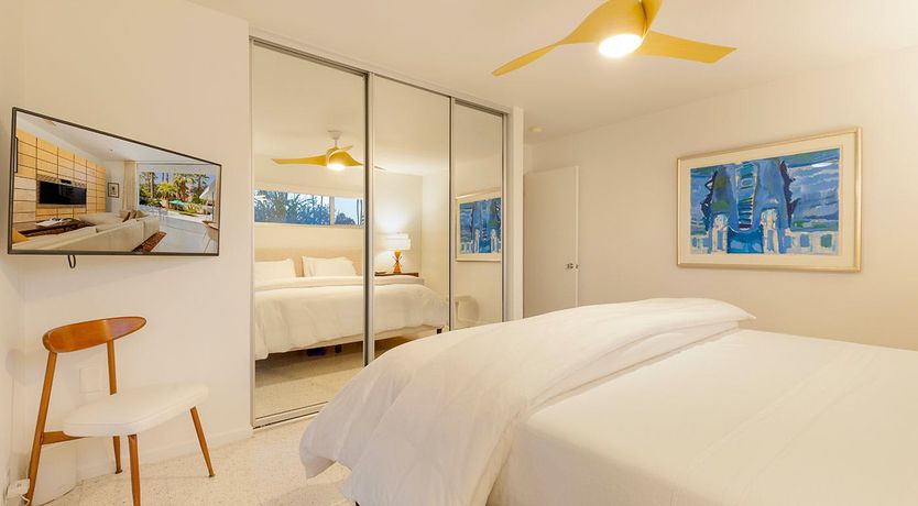 Photo of Retro Sunburst