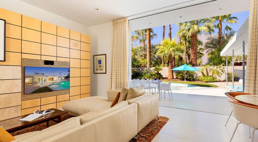 Photo of Retro Sunburst