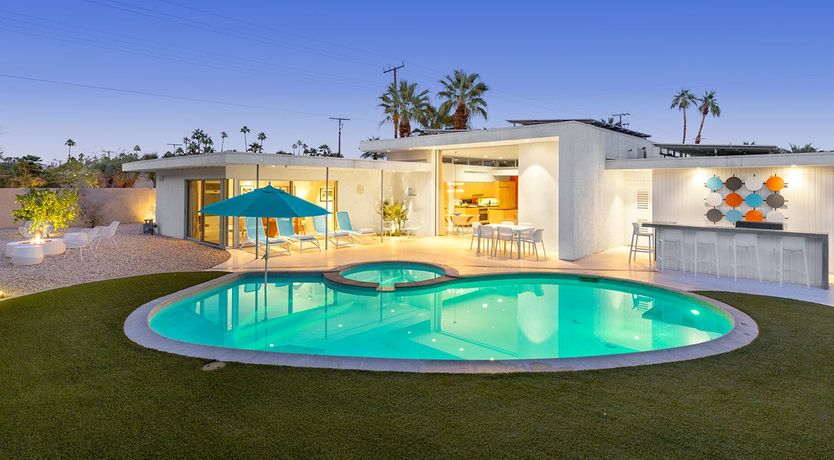 Photo of Retro Sunburst