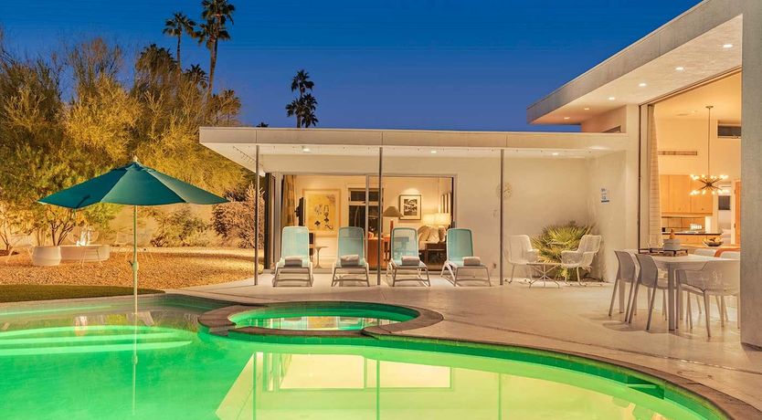 Photo of Retro Sunburst