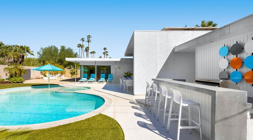 Photo of Retro Sunburst