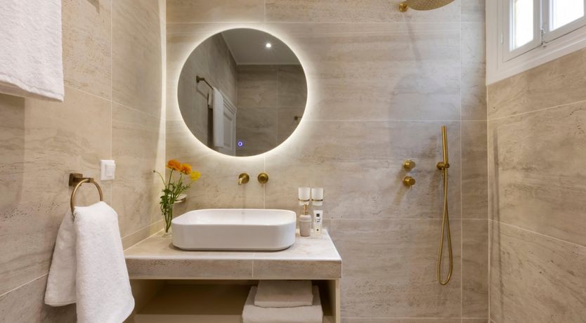 Photo of The Shadow of Athena