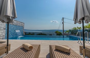 Lotus of the Mountain Holiday Home