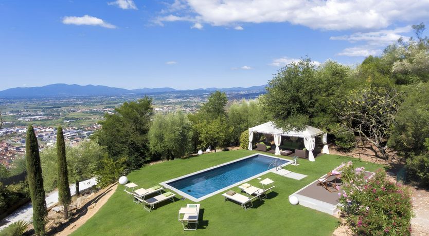 Photo of A Toast to the Hills