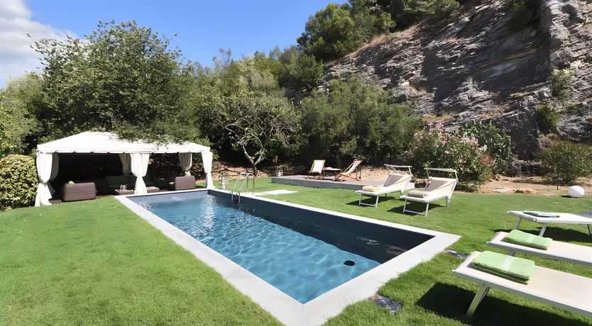 Photo of A Toast to the Hills