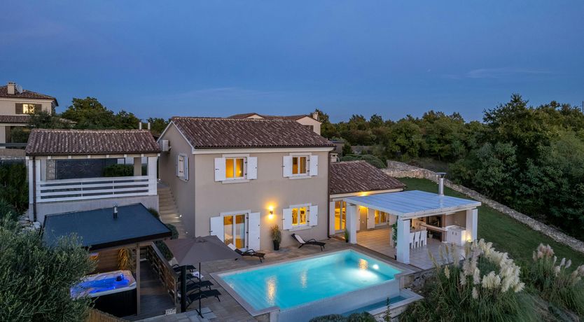 Photo of Peak of Beauty