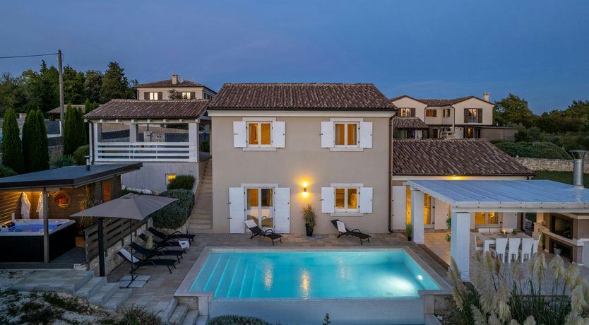 Photo of Peak of Beauty