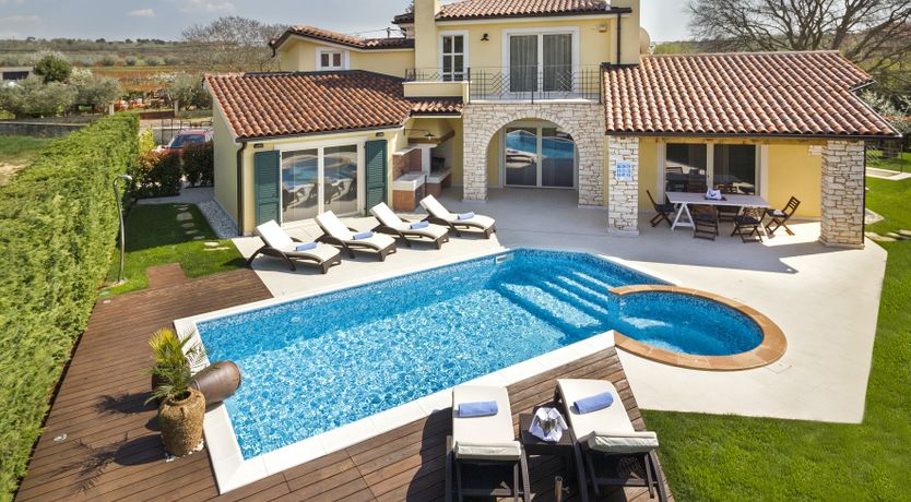 Photo of Lake of the Stars