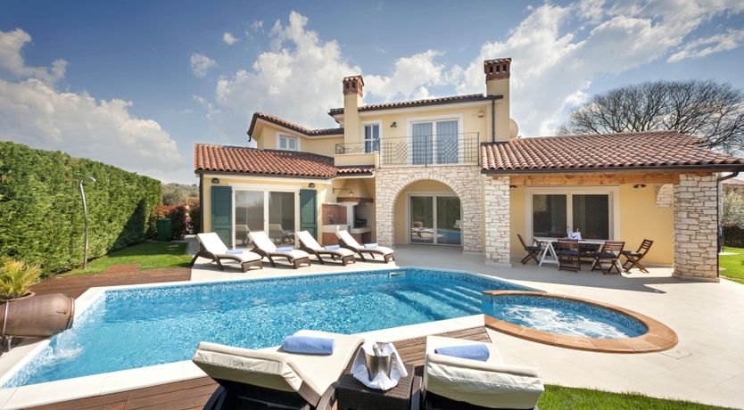 Photo of Lake of the Stars