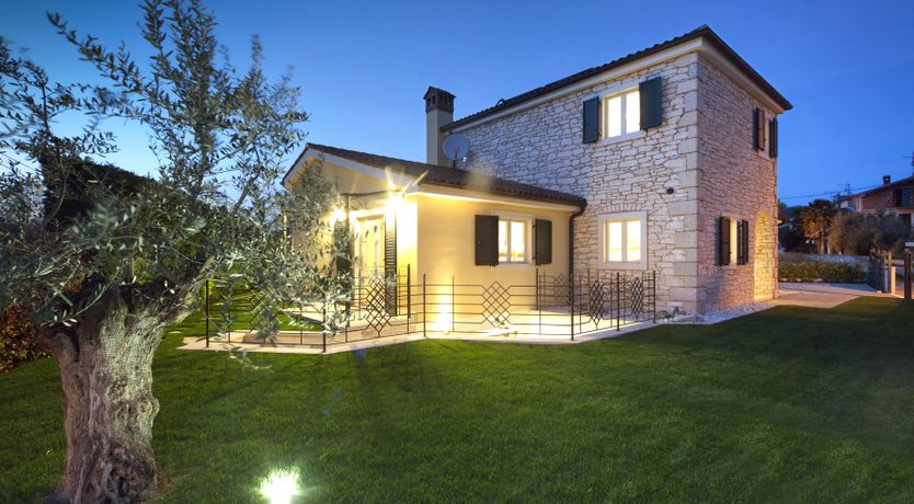 Photo of Lake of the Stars