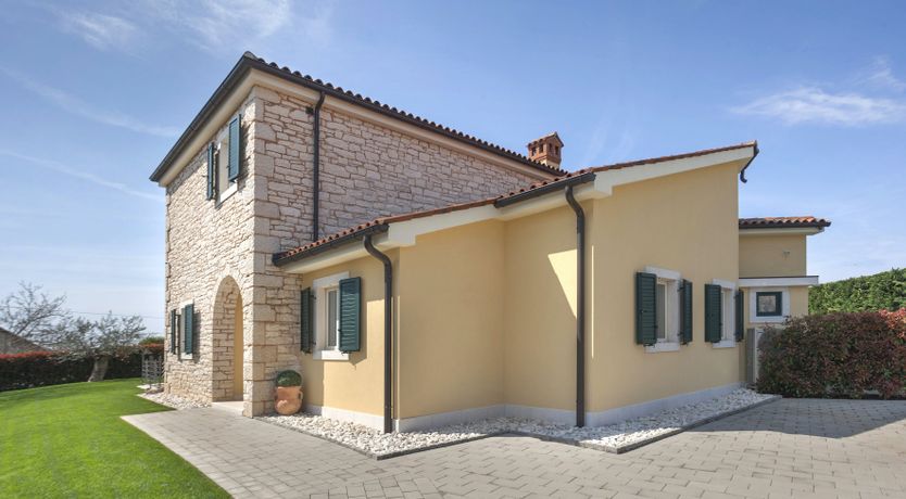 Photo of Lake of the Stars