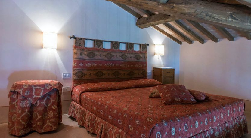 Photo of The Temptation of the Rose