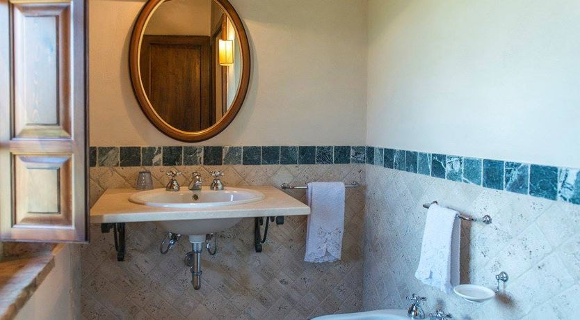 Photo of The Temptation of the Rose