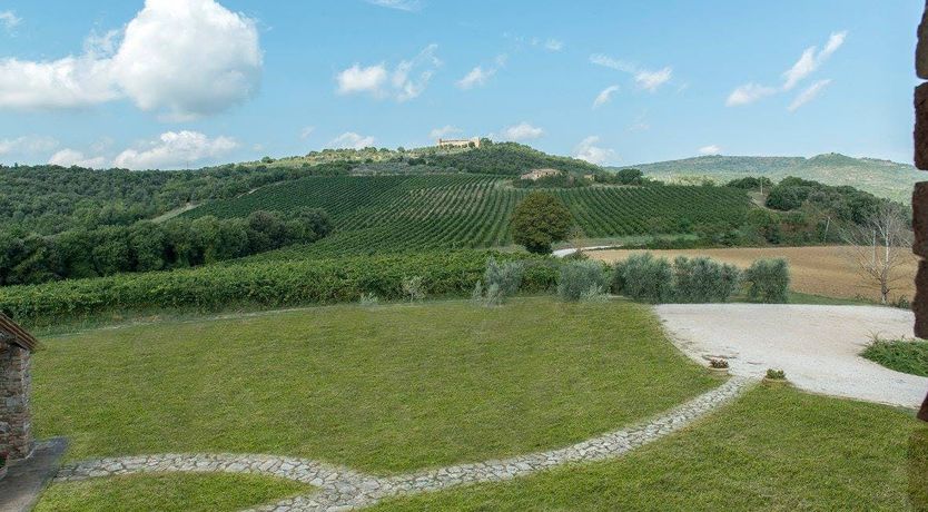 Photo of The Temptation of the Rose