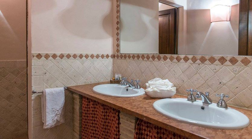 Photo of The Temptation of the Rose