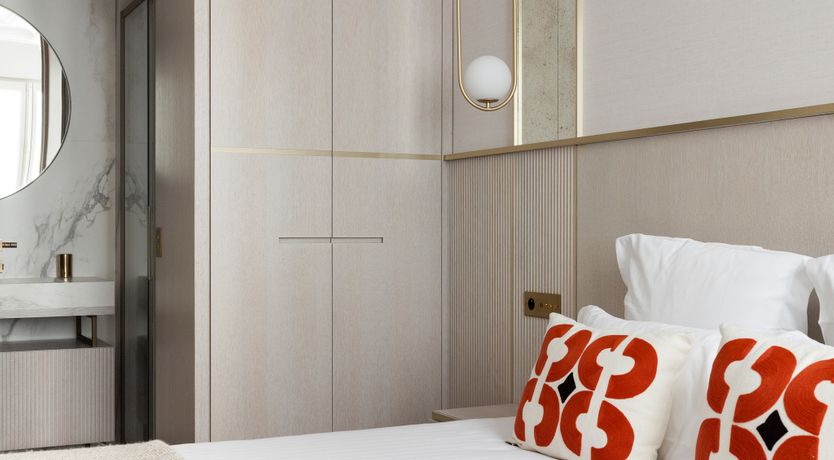 Photo of The Parisian Midcentury