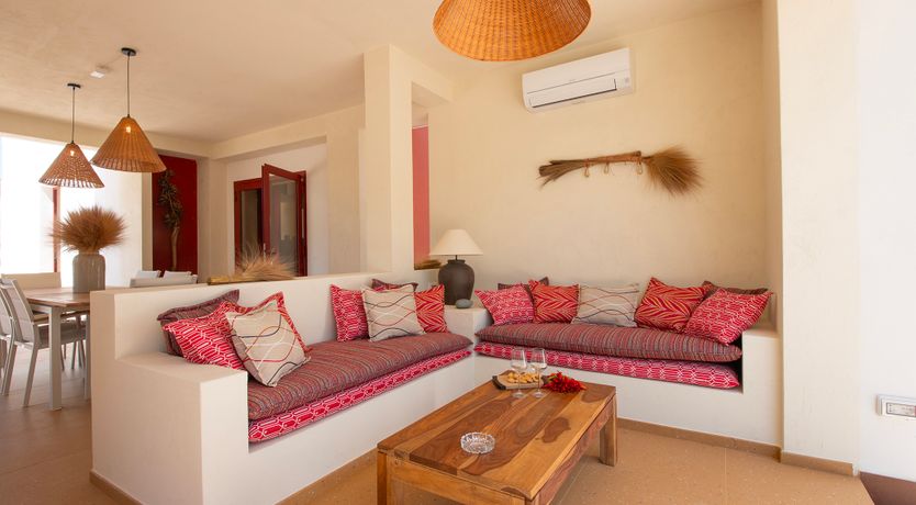 Photo of Saffron & Rosemary