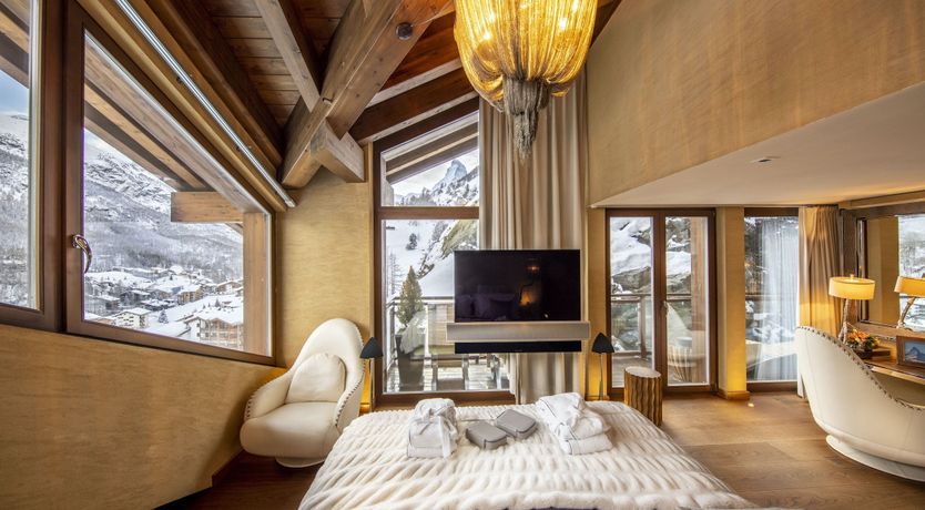 Photo of The Romantic