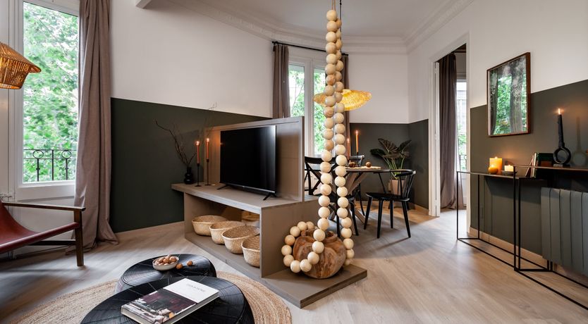 Photo of Beads & Reeds