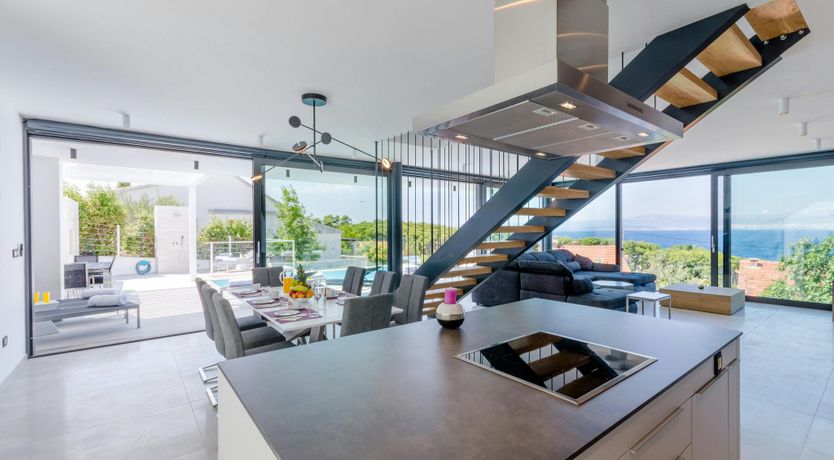 Photo of The Island Artist